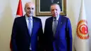 Erdoğan, TBMM Başkanı Kurtulmuş'u Ziyaret Etti