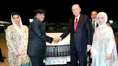 Erdoğan, Zerdari'ye Togg Hediye Etti