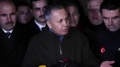 Konya'da Çöken Bina: 2 Kişi Kurtarıldı, Arama Devam Ediyor